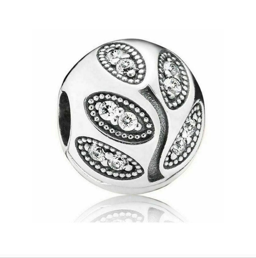 Pandora Clip Pave Leaves
